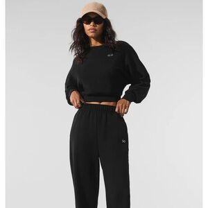 NWT ALO Accolade Cropped Sweatshirt sz M